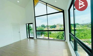 ขายบ้านแฝดหลังริม เนื้อที่ 51 ตร.วา ท่ามะกา กาญจนบุรี