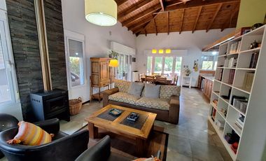 VENTA MAGNIFICA CASA EN BARRIO GOLF