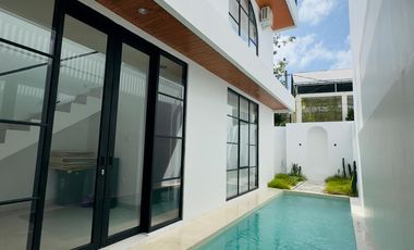BRAND NEW VILLA SANTORINY 3BR BEST LOCATION OCEAN VIEW NUSA DUA