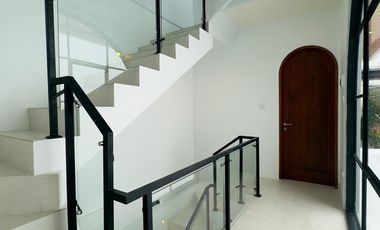 BRAND NEW VILLA SANTORINY 3BR BEST LOCATION OCEAN VIEW NUSA DUA