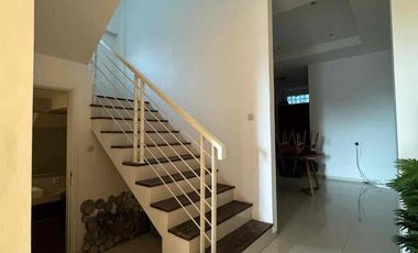 Di jual Rumah Lantai 3
Lokasi di Jln Dewi Sri Kuta badung bali