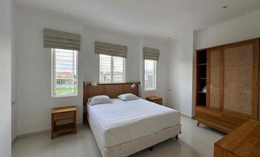 Di jual Rumah Lantai 3
Lokasi di Jln Dewi Sri Kuta badung bali