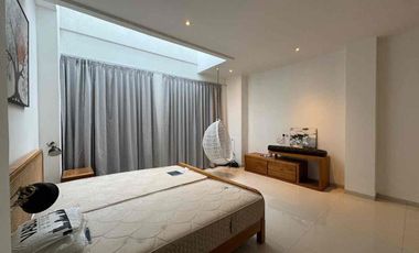 Di jual Rumah Lantai 3
Lokasi di Jln Dewi Sri Kuta badung bali