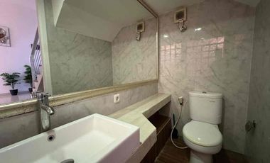 Di jual Rumah Lantai 3
Lokasi di Jln Dewi Sri Kuta badung bali