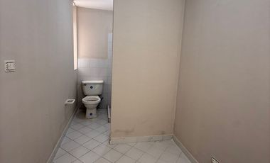 VENDO CASA EN LA CASTELLANA
