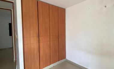 VENDO CASA EN LA CASTELLANA