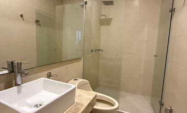 VENDO CASA EN LA CASTELLANA
