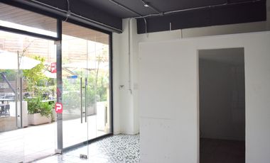 ARRIENDO Loca Comercial 35,36 m2, Strip Center, La Dehesa