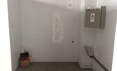 ARRIENDO Loca Comercial 35,36 m2, Strip Center, La Dehesa
