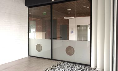 ARRIENDO Loca Comercial 35,36 m2, Strip Center, La Dehesa