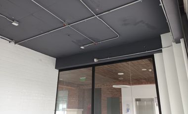 ARRIENDO Loca Comercial 35,36 m2, Strip Center, La Dehesa