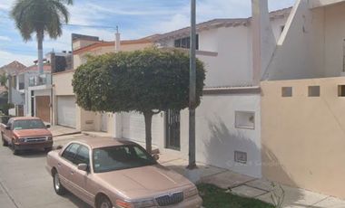 VENTA DE CASA EN FRACC LOMAS DE MAZATLÁN EN MAZATLÁN SINALOA