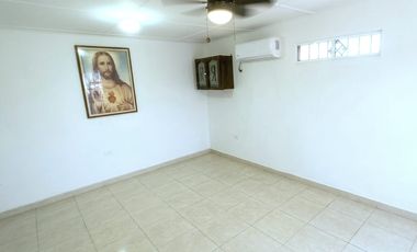 VENDO HERMOSA CASA EN SECTOR DE LOS JOBOS CON AREA DE 344 mts2, 4 ALCOBAS, GARAJE CUBIERTO Y UNA EXCELENTE  UBICACION.