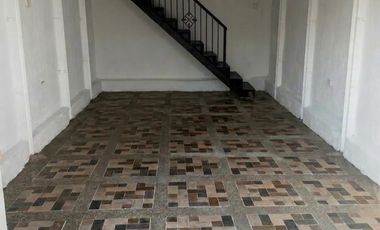 VENDO HERMOSA CASA EN SECTOR DE LOS JOBOS CON AREA DE 344 mts2, 4 ALCOBAS, GARAJE CUBIERTO Y UNA EXCELENTE  UBICACION.