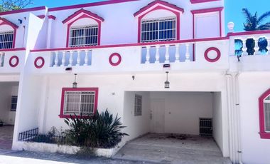 Casa en Privada 36, Colonia Centro