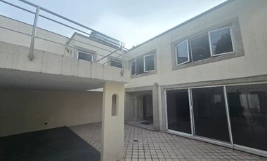CASA EN RENTA EN LA COLONIA CHIMALISTAC