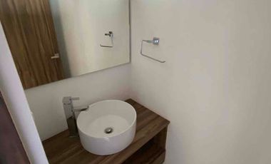 Departamento de súper lujo y lleno de comodidades en una ubicación inmejorable de Cholula, amueblado, 3 habitaciones, terraza privada y seguridad.
