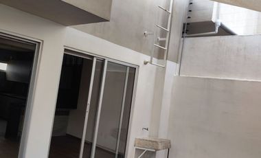 Casa en venta en conjunto cerrado en Bosque Esmeralda