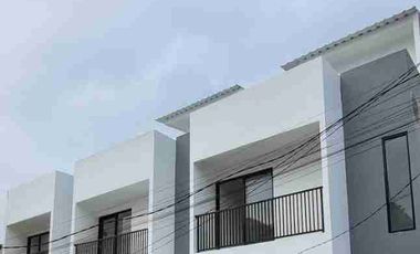 Dijual Rumah TownhouseReady Siap Huni Mewah Murah Bisa KPR Ciracas Jakarta Timur