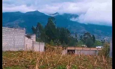 casa rentera en el centro de Araque San Pablo Otavalo Imbabura Ecuador