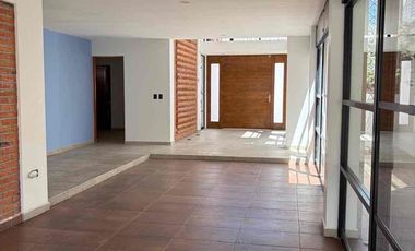 CASA EN RENTA 4 RECÁMARAS MISIÓN DEL CAMPANARIO