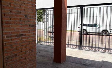 CASA EN RENTA 4 RECÁMARAS MISIÓN DEL CAMPANARIO