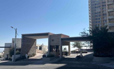 DEPARTAMENTO DE LUJO EN VENTA DE 310 m²,  ZIBATA QUERÉTARO CON ALBERCA, TERRAZAS, GIMNASIO