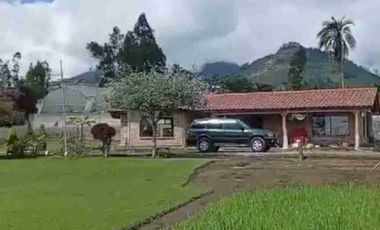 se vende Quinta en inmantag Cotacachi IMBABURA Ecuador