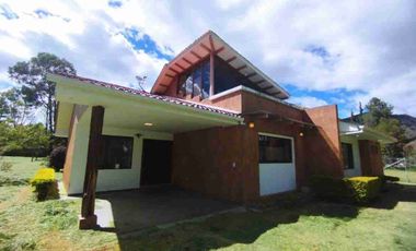 Casa de venta en Challuabamba con 1500m2 de terreno