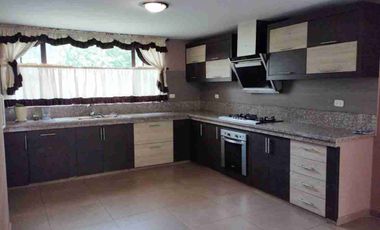 Casa de venta en Challuabamba con 1500m2 de terreno