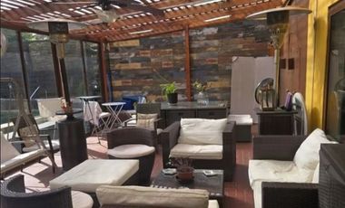 SE VENDE AMPLIA CASA CON PISCINA EN LOMAS SAN ANDRES, CONCEPCIÓN