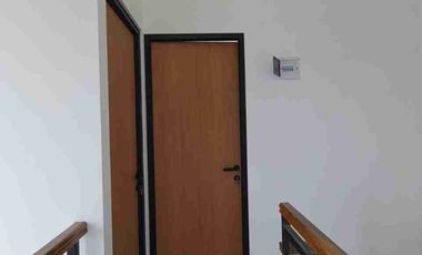 Rumah Townhouse Bisa KPR Sumarecon Mall Stasiun Bekasi Timur Bekasi Utara Kota Bekasi Dijual