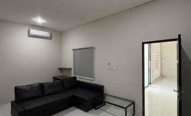 Dijual gedung bisa digunakan untuk kantor atau gudang