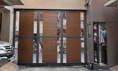 3 Storey 4 Bedroom Townhouse with 1 Car Garage at Palanan Makati