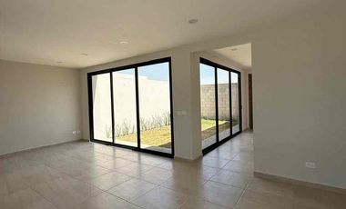 hermosa casa de un piso en renta