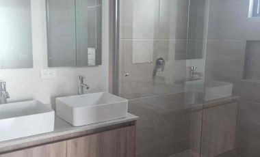 hermosa casa de un piso en renta