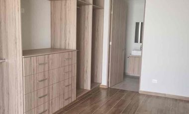 hermosa casa de un piso en renta