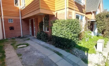 SE VENDE CASA EN CURAUMA VALPARAISO CERCA UNIV. CATOLICA 3 D. 3 B. 4.300 UF