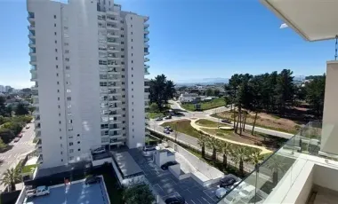 SE VENDE DEPARTAMENTO FINAS TERMINACIONES 2D. 2 ESTACIONAMIENTOS BOSQUES DE MONTEMAR UF 6.000