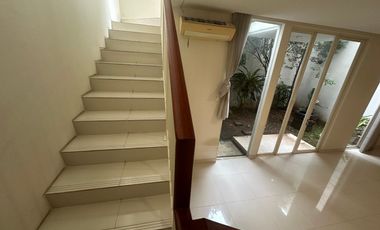 Sewa Kontrakan Rumah di Grand Pakuwon Harga Murah Dekat Tandes Surabaya Barat Tahunan Perumahan Per 2026 Dibawah 70 Juta