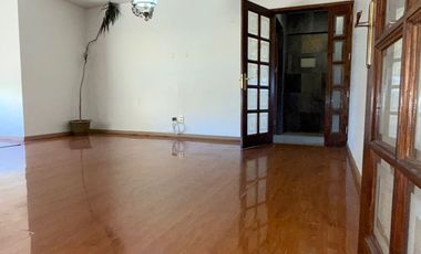 VENDE AMPLIO DEPARTAMENTO 3 DORMITORIOS HOCHSTETTER CONDOMINIO NAVARRA