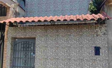 Alquilo Bonita Casa de Dos pisos en Urbanización Sargento Lores en IQUITOS