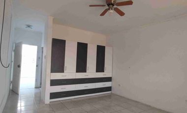 Alquilo Bonita Casa de Dos pisos en Urbanización Sargento Lores en IQUITOS
