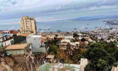 Se vende casa cerro cárcel tremenda inversión vista al mar