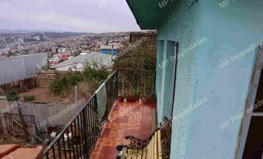 Se vende casa cerro cárcel tremenda inversión vista al mar