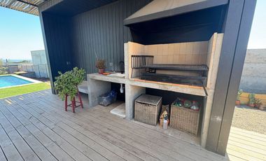 Desde mayo, casa en condominio, Mantagua