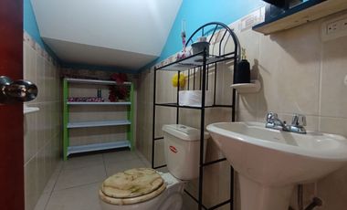Casa en venta en Miraflores, cuatro dormitorios, amplia.