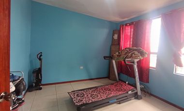 Casa en venta en Miraflores, cuatro dormitorios, amplia.