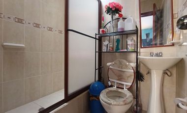 Casa en venta en Miraflores, cuatro dormitorios, amplia.