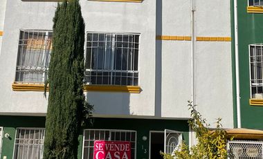 CASA DE TRES PISOS EN VENTA, LOS HÉROES SECCIÓN 1